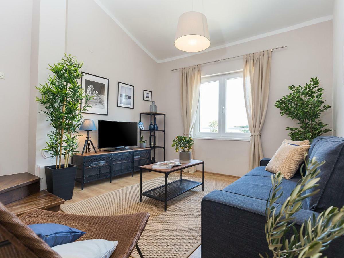 New City Center Design Apartment Porec Esterno foto