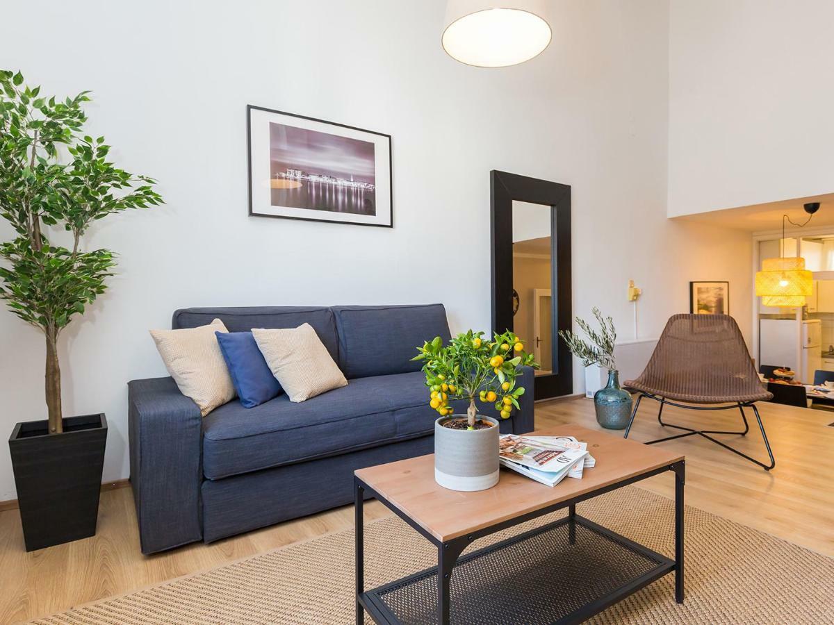 New City Center Design Apartment Porec Esterno foto